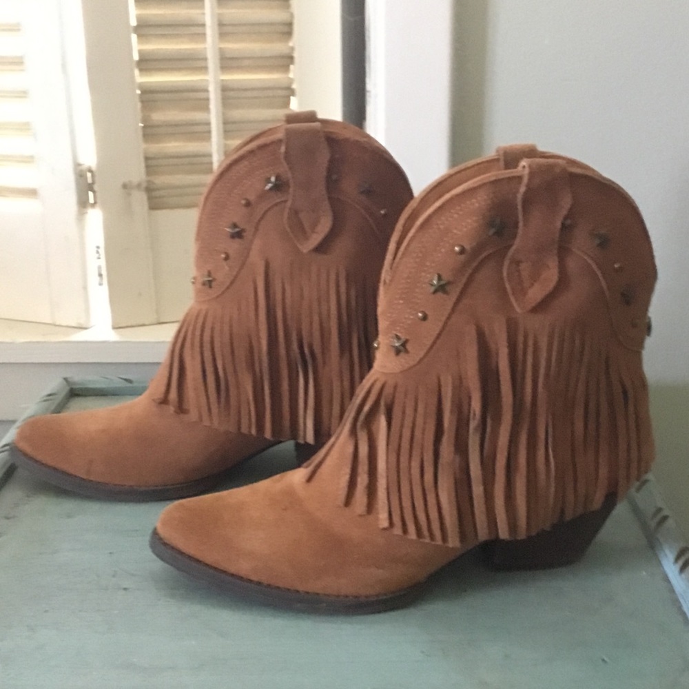 Very Volatile Fringe Booties